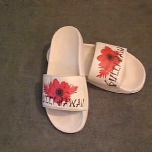 Gucci White and Red Floral Sandals